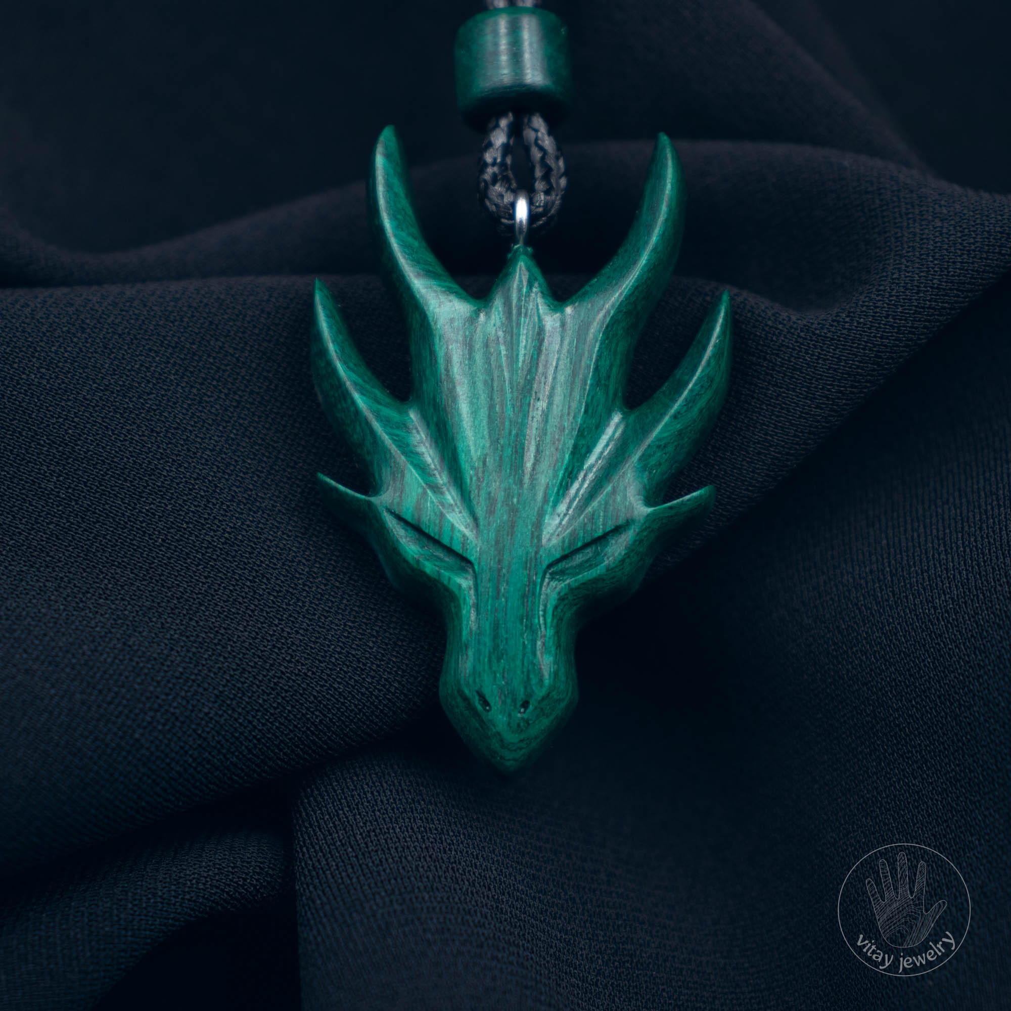 Dragon deals head pendant